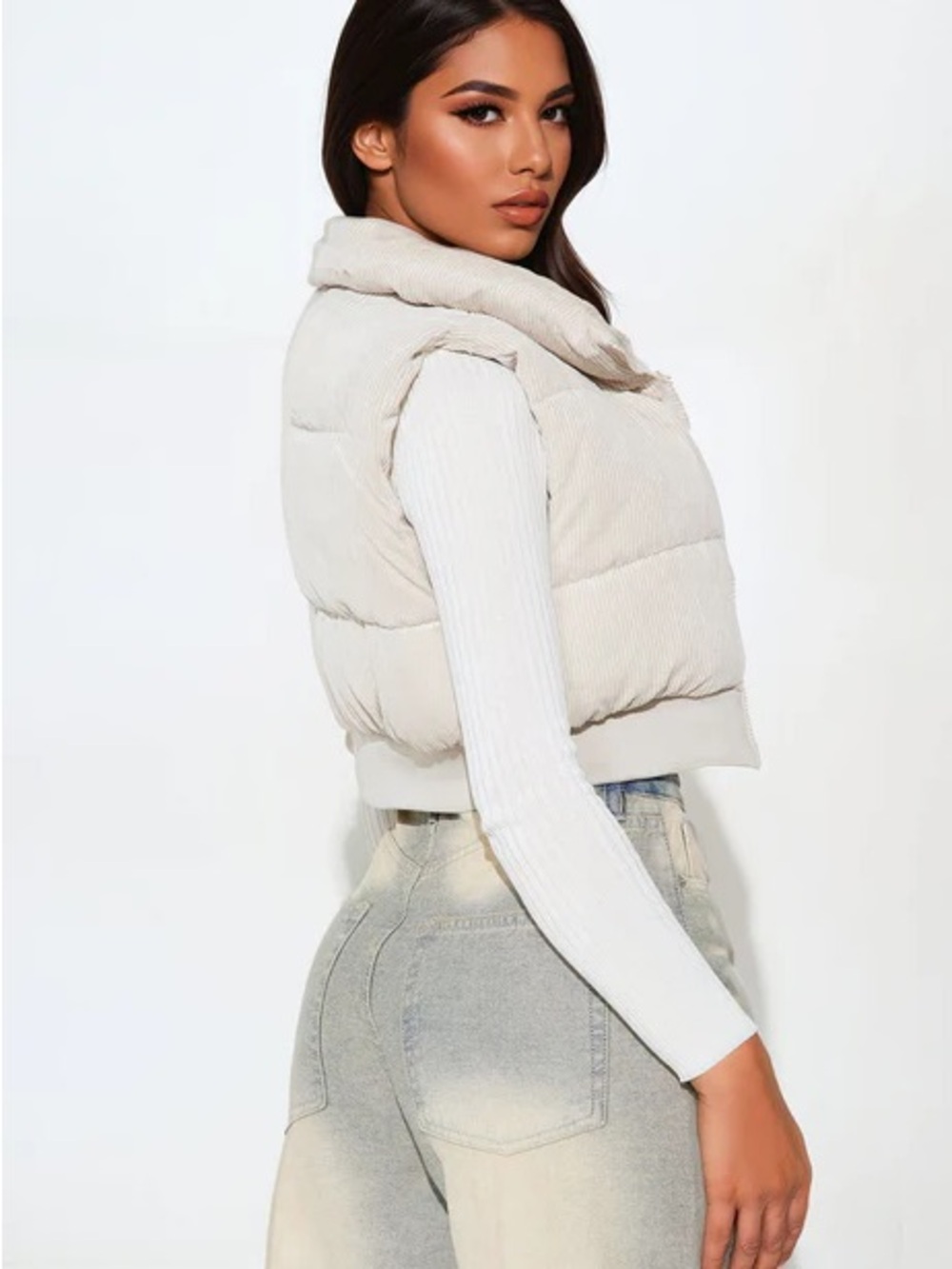 NWT Fashion Nova Jasmine‎ Corduroy Puffer Vest M U30 - Picture 3 of 4